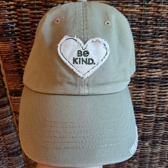 Life Is Good Accessories - Life Is Good Be Kind Hat Baseball Cap 6 Panel Embroidered Heart Patch Adjustable
